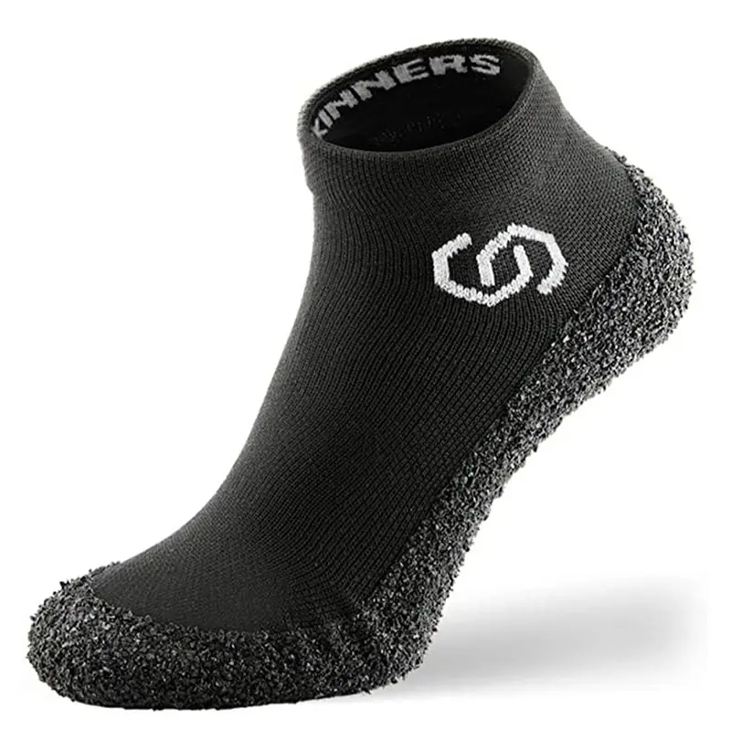 Skinners  White Large  40 to 43